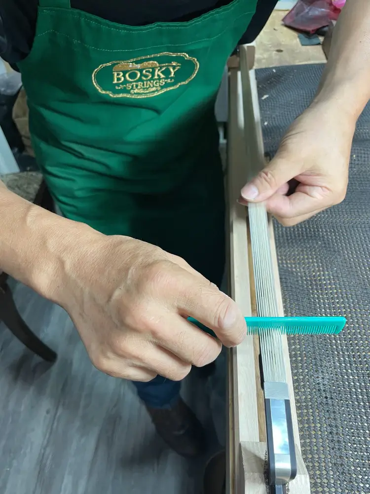 Servicio de cambio de cerda y reparación de arcos en Bosky Strings